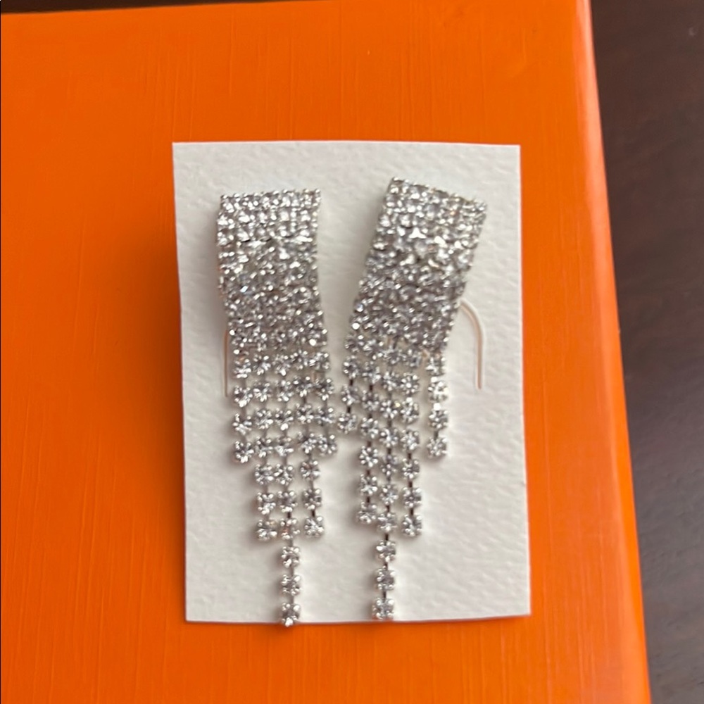 New rhinestone drop earring